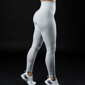 Alphalete Amplify Leggings NWT Small